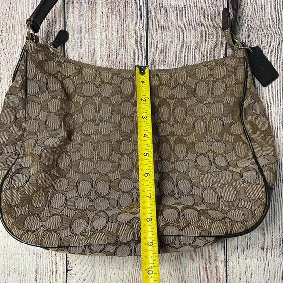 Coach Signature Canvas Hobo Bag - Picture 4 of 6